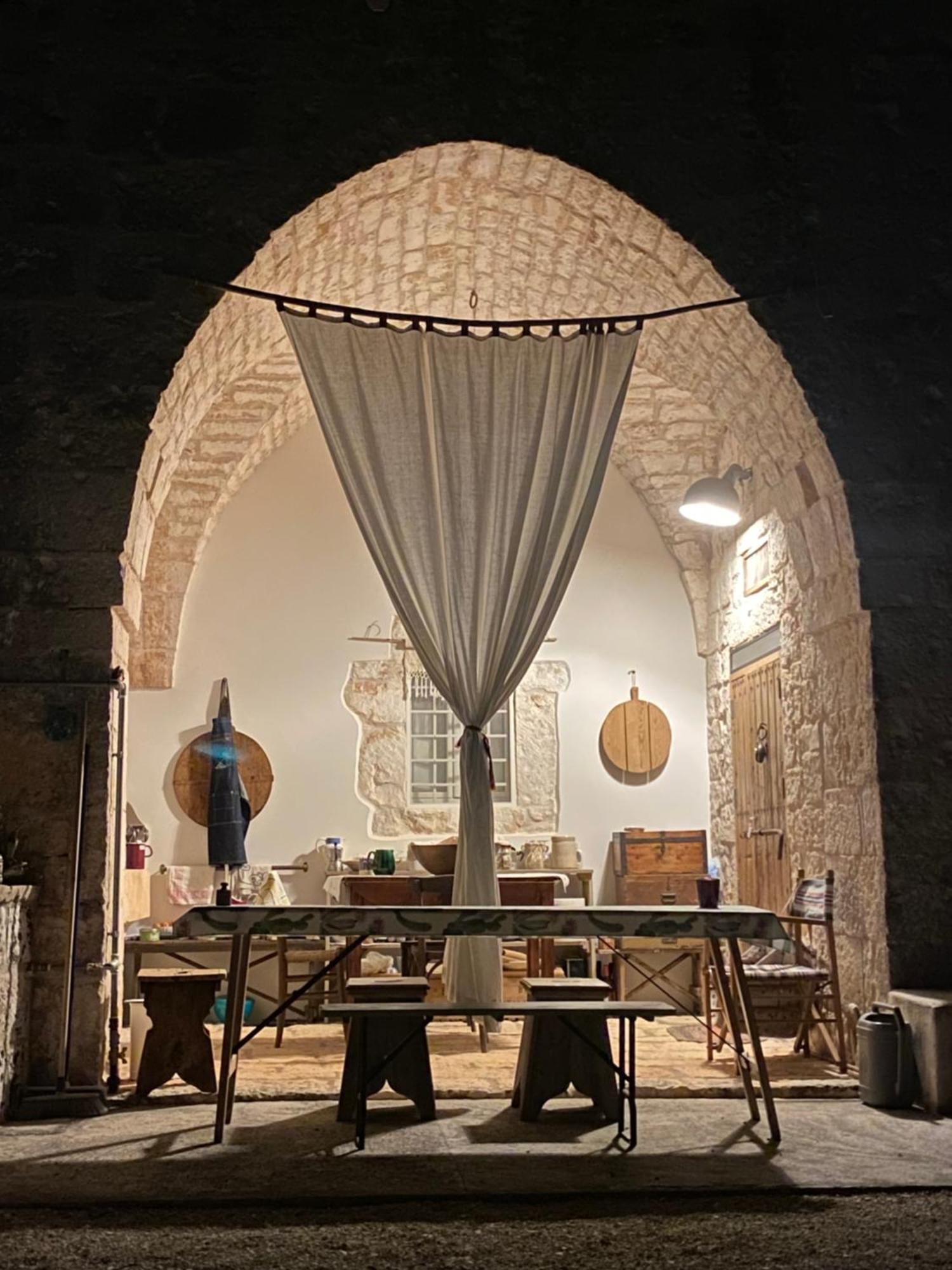 Masseria Serafino Остуні Екстер'єр фото